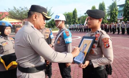 Kapolres Aceh Timur Pimpin Upacara PTDH In Absentia Satu Personel