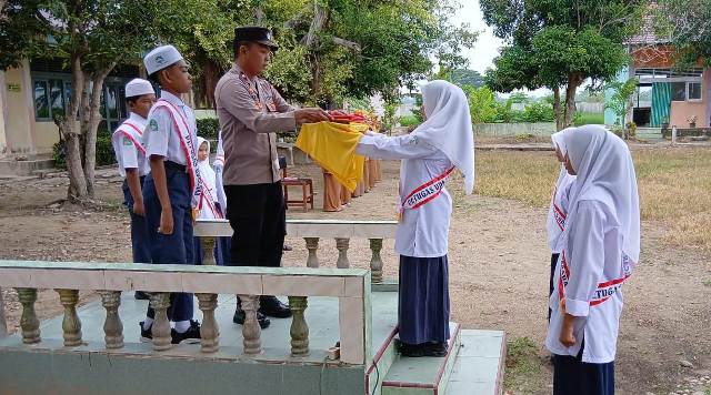 Jadi Irup di Sekolah, Ini Pesan Personel Polsek Simpang Ulim Kepada Pelajar