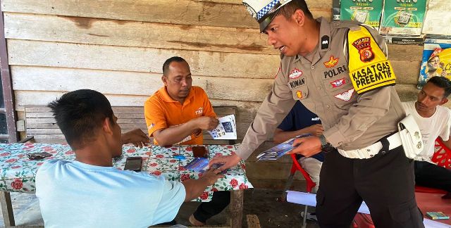 Operasi Zebra Seulawah Tahun 2025, Polres Aceh Timur Sosialisasi Kamseltibcarlantas Kepada Warga
