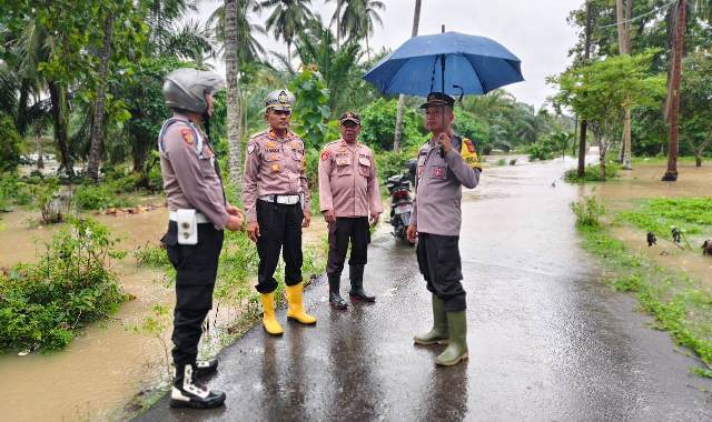 Wilayahnya Terdampak Banjir, Ini Yang dilakukan Polres Aceh Timur dan Jajarannya