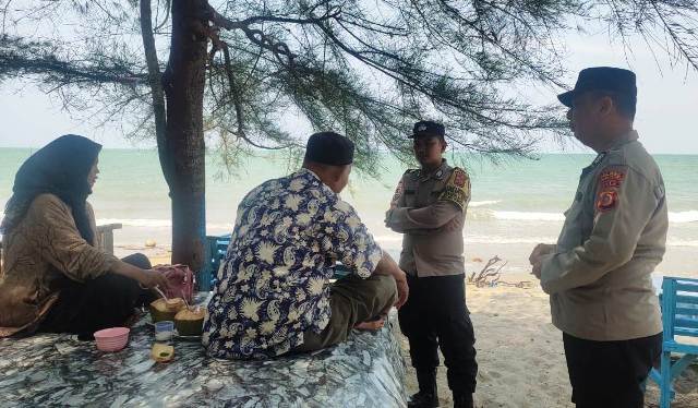 Patroli di Objek Wisata, Polsek Idi Rayeuk Hadirkan Rasa Aman bagi Pengunjung