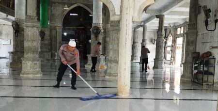 Sambut Hari Bhayangkara Ke-80, Polsek Idi Tunong Gelar Bakti Religi di Masjid Babul Jannah
