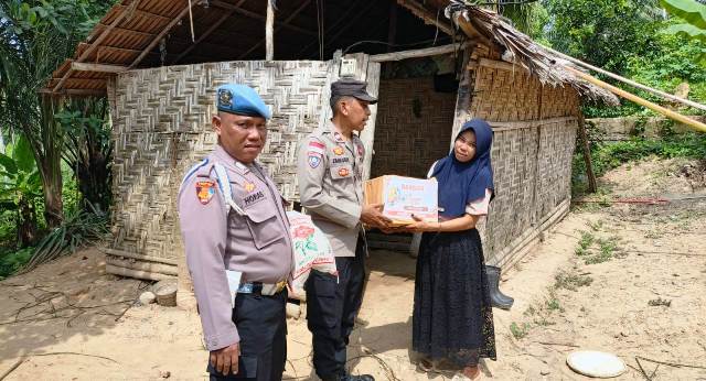 Menyambut HUT Bhayangkara Ke-80, Polsek Banda Alam Hadirkan Kepedulian Lewat Bansos